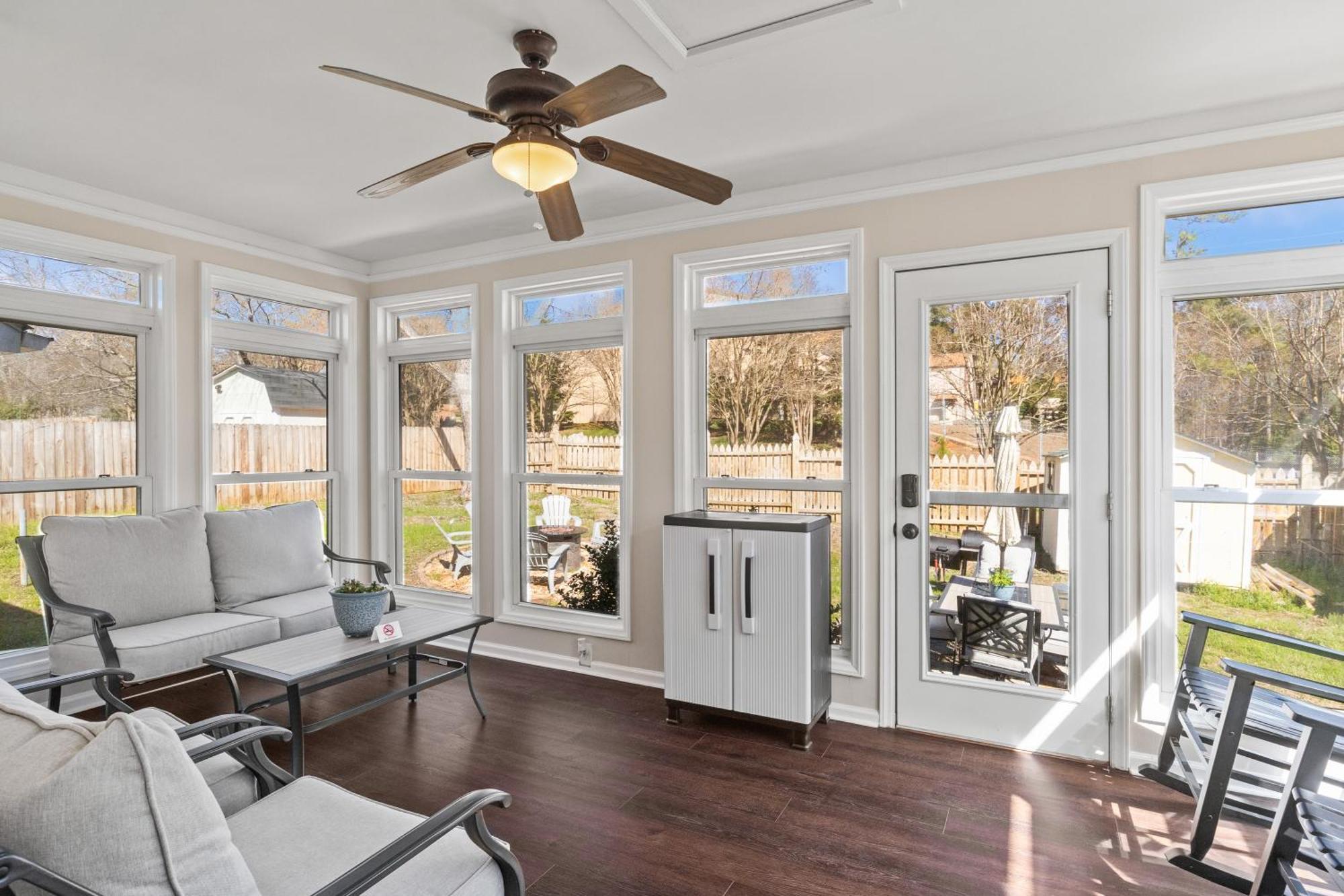 Time To Relax In Raleigh Villa Exterior photo