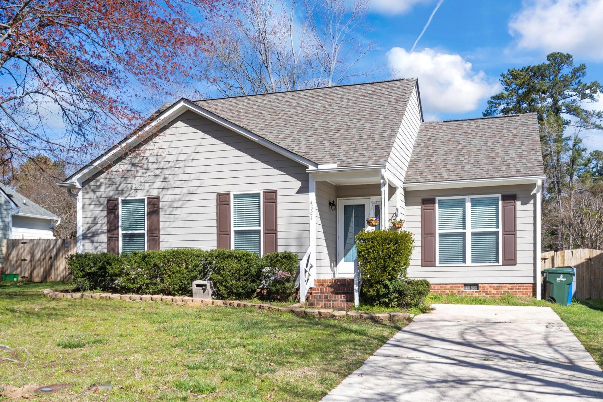 Time To Relax In Raleigh Villa Exterior photo